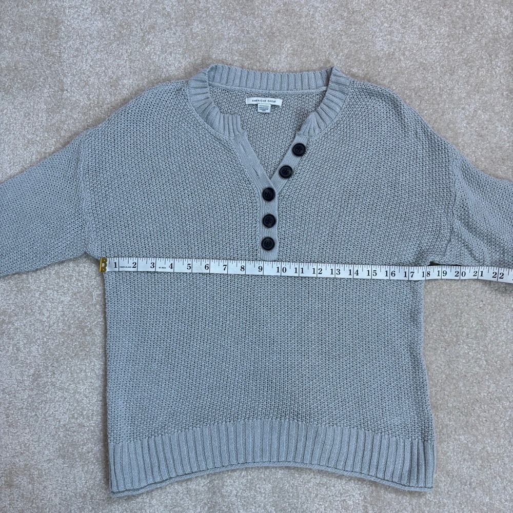 American Eagle Gray Button Front Chunky Knit Sweater Long Sleeve V-Neck Size XS - Picture 5 of 7